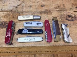 8 Advertiser - Souvenir - Vintage Pocket Knives - Lighter