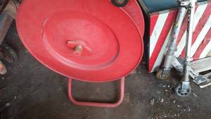 lot 662 image: Binder metal cart. Nice