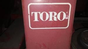 lot 681 image: Toro riding mower. Groundsmaster 345. No key to test. 72 cut. Looks good.