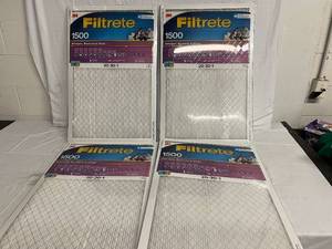 lot 30 image: 4 3M Filtrete 1500 High Performance Air Filters
