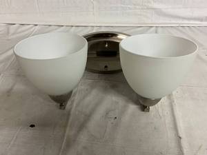 lot 41 image: 2 Preston Vanity Light Fixtures
