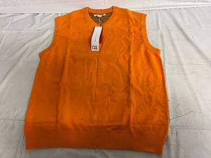 lot 55 image: 3 Orange Cutter & Buck Knitted Vest - Large