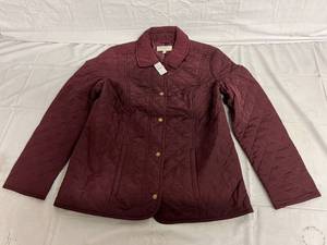 lot 57 image: Talbots Quiltted Snap-Front Jacket - Small