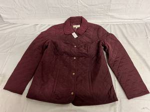 lot 58 image: Talbots Quiltted Snap-Front Jacket - Large