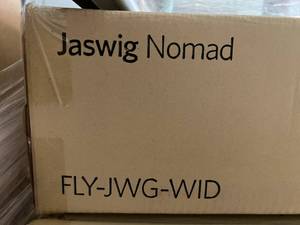 lot 141 image: Jaswig Nomad Adjustable Height Standing Desk