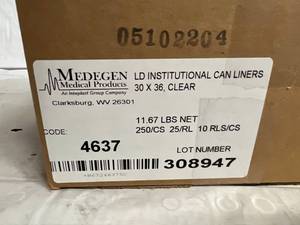 lot 282 image: Case of 250 30x36 Clear Can Liner