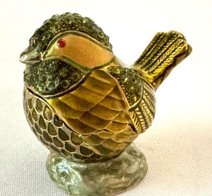 lot 191 image: Bedazzled Bird Figurine Trinket Box