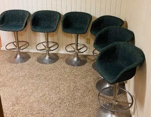 lot 5 image: Set of Six Vintage Modernist Bar Stools