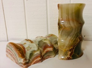 lot 138 image: Pair of Vintage Alabaster Bookends