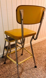 lot 151 image: Vintage Yellow Cosco Step Stool Chair