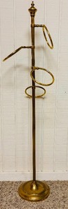 lot 235 image: Tall Brass Towel Tree with 4 Rings