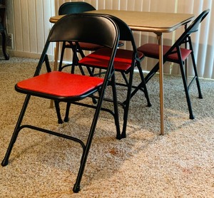 lot 93 image: Vintage Card Table by Cosco and Four Folding Chairs by Samsonite
