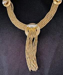 lot 366 image: Elegant Vintage Necklace and Clip on Earring Set