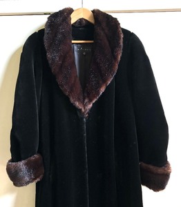 lot 427C image: Gorgeous Coat by Gallery