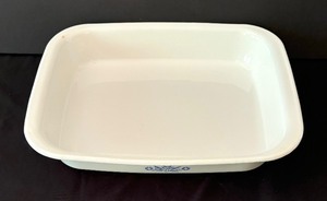 lot 378 image: Corningware Enamel Cornflower Roasting Pan