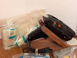 lot 228 image: Glue Guns and Assorted Adhesives