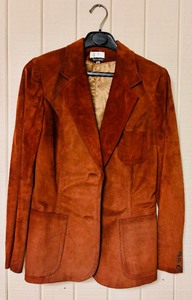lot 256 image: Vintage Blazers in Wool, Suede, Corduroy and More