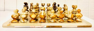 lot 11 image: Vintage Marble Chess Board Set