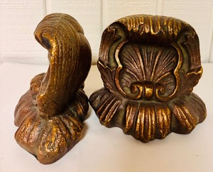 lot 139 image: Bronzed Detailed Design Bookends
