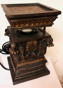 lot 241 image: Bronzed Luminaries Column Display Light by Bombay
