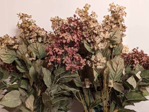 lot 71 image: Large Decorative Vases and More