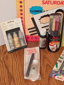 lot 209 image: Assorted Painting Supplies