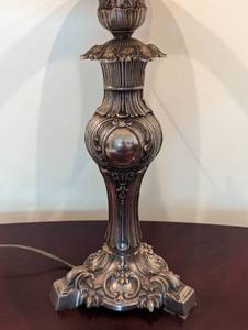 lot 36 image: Decorative Table Lamp