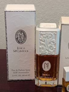 lot 59 image: Jessica McClintock Womens Perfume