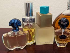 lot 60 image: Assorted Womens Perfumes