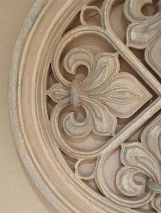 lot 66 image: Fleur de Lis Decorative Wall Hanging