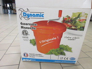 lot 611 image: DYNAMIC MANUAL LETTUCE DRYER