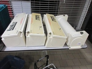 lot 613 image: KEN KUT POLY AND FOIL DISPENSERS