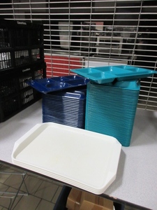 lot 616 image: CAFETERIA TRAYS- NEW AND LIKE NEW
