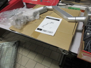 lot 620 image: DESK MOUNT MONITOR ARM - NEW