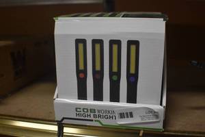 lot 1 image: Magnetic Work lights