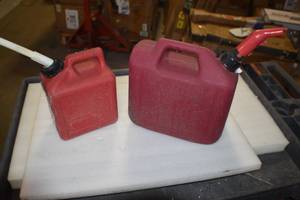 lot 18 image: Gas Cans