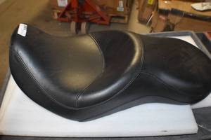 lot 25 image: Motorcycle Seat