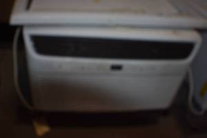 lot 28 image: Air Conditioner