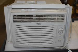 lot 30 image: Air Conditioner