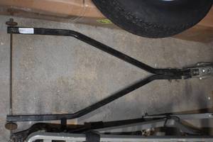 lot 36 image: Tow Bar