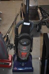 lot 53 image: Vacumn Cleaner