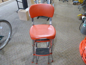 lot 76 image: Vintage Stool with Steps