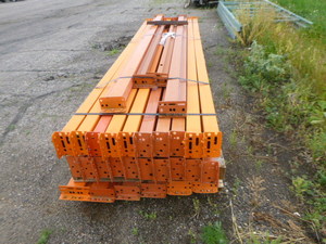 lot 13 image: 30 Pallet Racking Beams