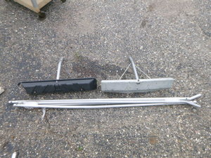 lot 30 image: Roof Rakes