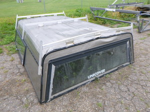 lot 137 image: Unicover Truck Topper