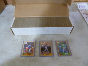 lot 150 image: 1987 Topps Baseball Card Complete Set