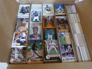 lot 152 image: 3,800 Card Lot of Baseball Cards