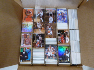 lot 159 image: 3,800 Card Lot of Basketball Cards