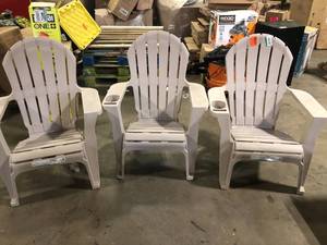 lot 28 image: Lot of Assorted Outdoor Chairs Various Models and Conditions   Customer Returns See Pictures