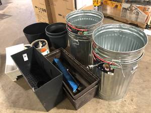 lot 30 image: Lot of Assorted outdoor items Various Models and Conditions  Customer Returns See Pictures